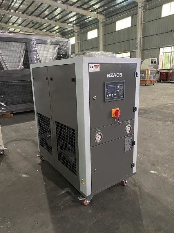 コンパクト型水冷却冷蔵庫 6トン 19kW 冷却容量で迅速冷却 24/7 リモートモニタリング 環境に優しい冷却剤