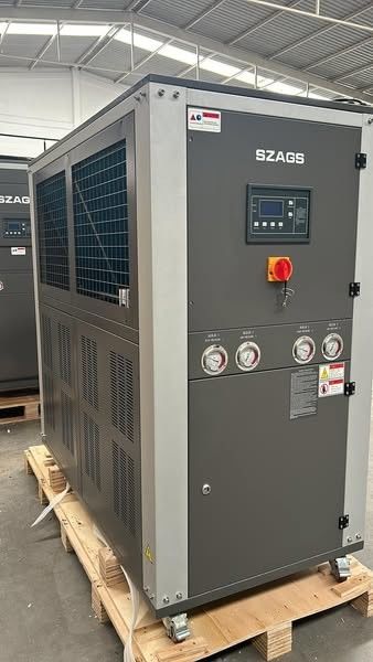 8HP 空冷チラー スクロールコンプレッサーと冷媒による快適な冷却